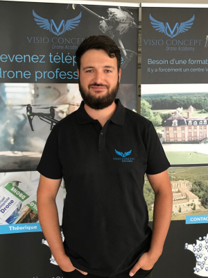 Formateur expert en pilotage de drone et scénarios européens OPEN et STS en Gironde.
